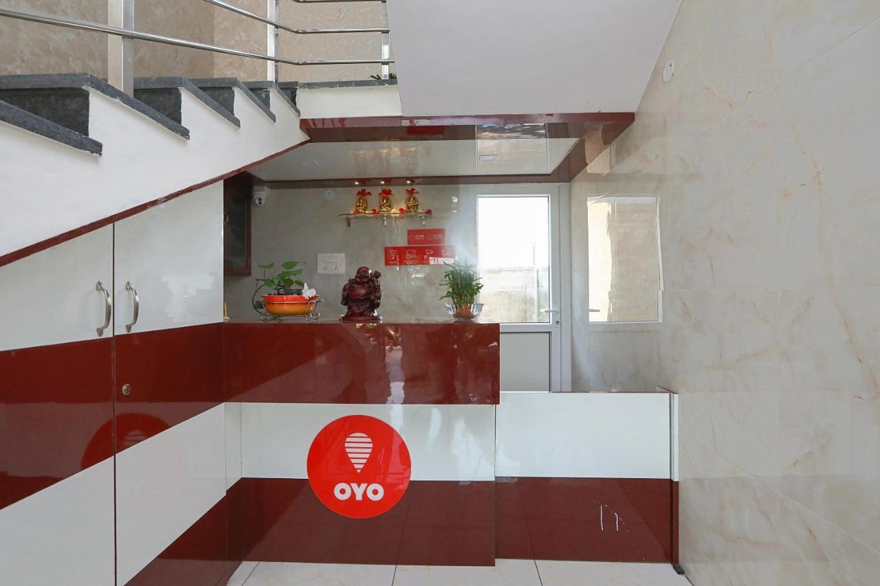 Oyo 22211 Shree Ankanatheshwara Residency Hotel Nanjangud Bagian luar foto